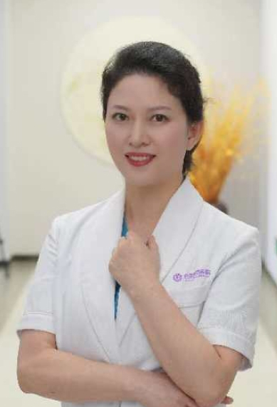 雷晓丽