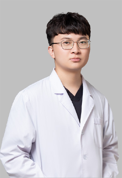 李洪大